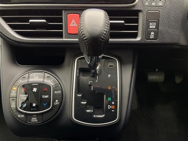 ヴォクシー ＺＳ　煌　純正ナビ　フルセグＴＶ　フリップダウンモニター　バックカメラ　ＬＥＤヘッドライト　オートライト　純正アルミホイール　スマートキー　ＥＴＣ　アイドリングストップ　横滑り防止装置　両側パワースライドドア（25枚目）