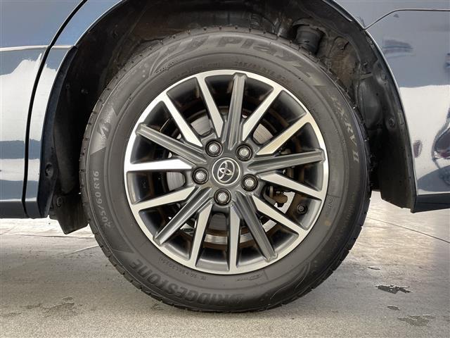 ヴォクシー ＺＳ　煌　純正ナビ　フルセグＴＶ　フリップダウンモニター　バックカメラ　ＬＥＤヘッドライト　オートライト　純正アルミホイール　スマートキー　ＥＴＣ　アイドリングストップ　横滑り防止装置　両側パワースライドドア（49枚目）