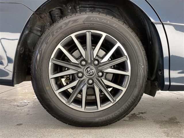 ヴォクシー ＺＳ　煌　純正ナビ　フルセグＴＶ　フリップダウンモニター　バックカメラ　ＬＥＤヘッドライト　オートライト　純正アルミホイール　スマートキー　ＥＴＣ　アイドリングストップ　横滑り防止装置　両側パワースライドドア（50枚目）