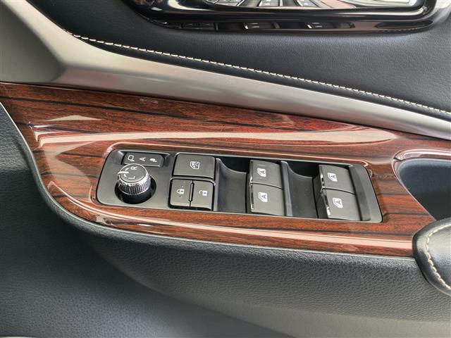 ハリアーハイブリッド プレミアム　４ＷＤ　サンルーフ　９インチ社外ＳＤナビ　フルセグＴＶ　ＤＶＤ　　バックカメラ　トヨタセーフティセンス　盗難防止装置　電動リアゲート　社外デジタルインミラー　全方位ドライブレコーダー（21枚目）