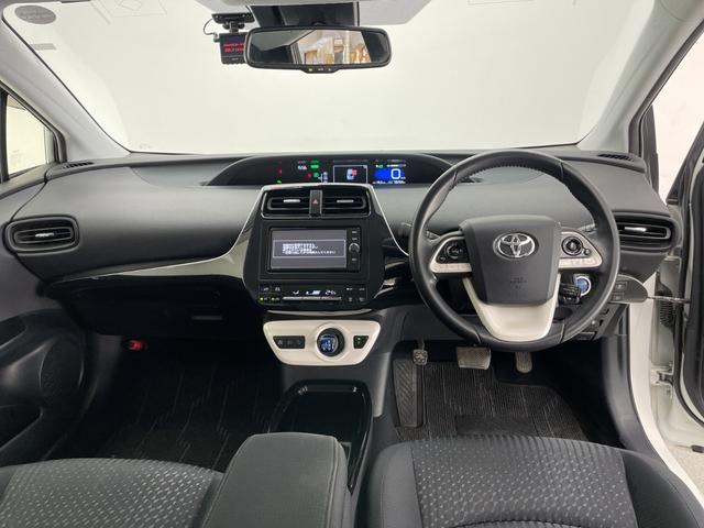プリウス Ｓセーフティプラス　☆４ＷＤ☆純正ナビ（フルセグ／Ｂｌｕｅｔｏｏｔｈ／ＣＤ）☆バックカメラ☆衝突軽減ブレーキ☆レーンキープアシスト☆レーダークルーズコントロール☆前後コーナーセンサー☆前方ドラレコ☆パーキングアシスト（2枚目）