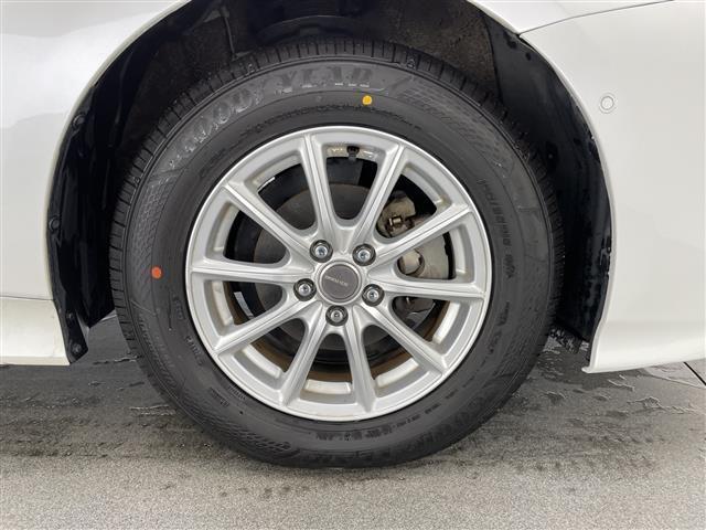 プリウス Ｓセーフティプラス　☆４ＷＤ☆純正ナビ（フルセグ／Ｂｌｕｅｔｏｏｔｈ／ＣＤ）☆バックカメラ☆衝突軽減ブレーキ☆レーンキープアシスト☆レーダークルーズコントロール☆前後コーナーセンサー☆前方ドラレコ☆パーキングアシスト（46枚目）