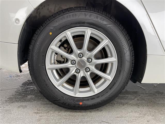 プリウス Ｓセーフティプラス　☆４ＷＤ☆純正ナビ（フルセグ／Ｂｌｕｅｔｏｏｔｈ／ＣＤ）☆バックカメラ☆衝突軽減ブレーキ☆レーンキープアシスト☆レーダークルーズコントロール☆前後コーナーセンサー☆前方ドラレコ☆パーキングアシスト（47枚目）