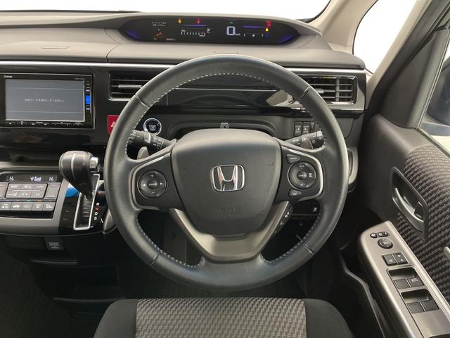 ステップワゴンスパーダ スパーダ　ホンダセンシング　☆純正ＳＤナビ＆フルセグＴＶ＆ＣＤ＆ＤＶＤ＆ＢＴ／ホンダセンシング／両側パワースライドドア／わくわくゲート／ステアリングスイッチ／ウォークスルー／２列目サンシェード／バックカメラ／ビルトインＥＴＣ（13枚目）