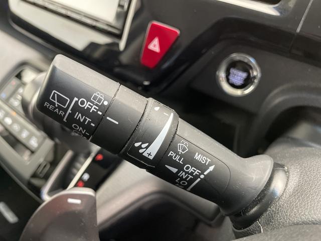 ステップワゴンスパーダ スパーダ　ホンダセンシング　☆純正ＳＤナビ＆フルセグＴＶ＆ＣＤ＆ＤＶＤ＆ＢＴ／ホンダセンシング／両側パワースライドドア／わくわくゲート／ステアリングスイッチ／ウォークスルー／２列目サンシェード／バックカメラ／ビルトインＥＴＣ（16枚目）