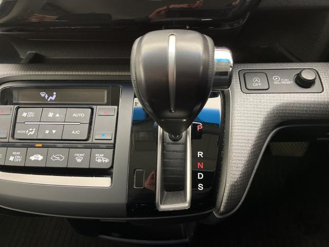 ステップワゴンスパーダ スパーダ　ホンダセンシング　☆純正ＳＤナビ＆フルセグＴＶ＆ＣＤ＆ＤＶＤ＆ＢＴ／ホンダセンシング／両側パワースライドドア／わくわくゲート／ステアリングスイッチ／ウォークスルー／２列目サンシェード／バックカメラ／ビルトインＥＴＣ（27枚目）