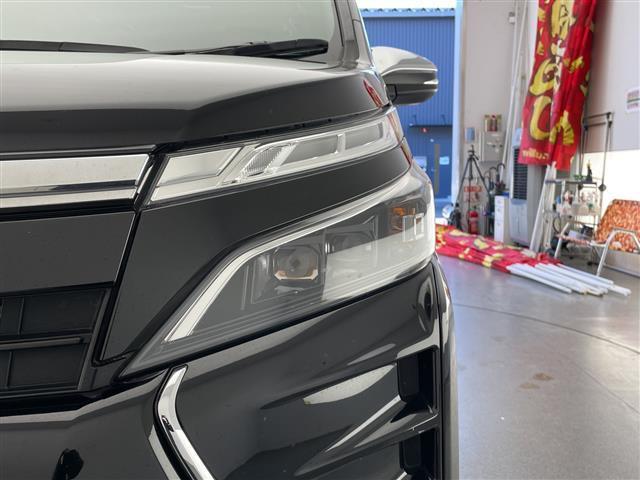 ヴォクシー ハイブリッドZS 煌III ☆アルパイン9インチナビ X9NX(フルセグ/Bluetooth/CD/DVD/HDMI)☆アルパイン後席モニター☆バックカメラ☆ETC☆両側電動スライドドア☆前方ドライブレコーダー(49枚目)