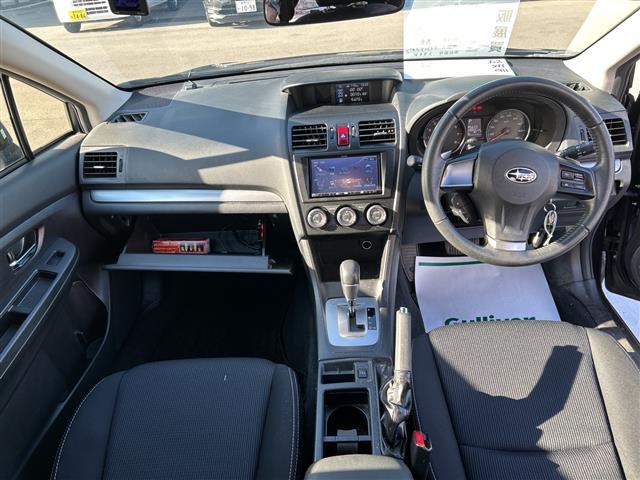 インプレッサスポーツ ２．０ｉアイサイト　４ＷＤ／ナビＴＶ／ＢｌｕｅＴｏｏｔｈ／ＣＤ／ＤＶＤ／追従クルーズコントロール／ＥＴＣ／ＭＴモード付ＡＴ／アイドリングストップ／オートライト／オートエアコン／衝突軽減システム／車線逸脱防止システム（10枚目）