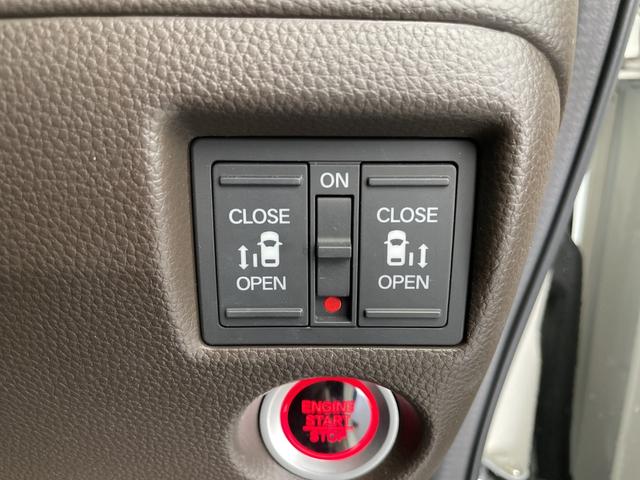 N-BOX L・ターボ ☆ワンオーナー☆純正オーディオ WX-211C(ワンセグ/USB/AM/FM)☆バックカメラ☆両側電動スライドドア☆ビルトインETC☆純正鉄チンサマータイヤ車載☆前方ドライブレコーダー(21枚目)