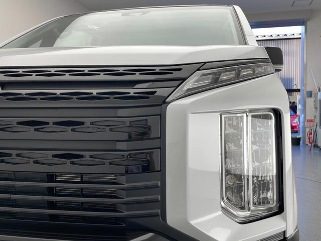 デリカD:5 シャモニー 登録済未使用車/メーカーOP ALPINE11型ナビ/メーカーOP ALPINE12.1型後席モニター/アダプティブクルーズコントロール/レーンキープアシスト/車線逸脱警報/衝突軽減ブレーキ(45枚目)