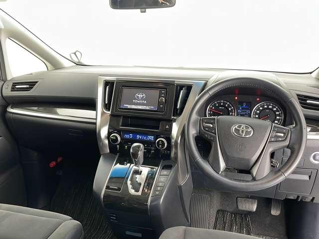 アルファード 2.5S Aパッケージ 純正SDナビ Bカメラ 純正ETC クルーズコントロール TVキャンセラー 両側パワースライド フロントデアイサー 電子パーキング オートホールド 純正18インチAW 4WD(2枚目)