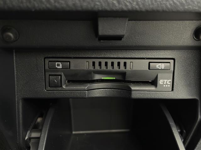アルファード 2.5S Aパッケージ 純正SDナビ Bカメラ 純正ETC クルーズコントロール TVキャンセラー 両側パワースライド フロントデアイサー 電子パーキング オートホールド 純正18インチAW 4WD(10枚目)