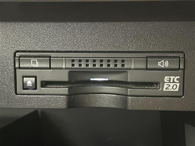 ＨＳ２５０ｈ　バージョンＩ　純正ナビ　フルセグＴＶ　バックカメラ　革シート　パワーシート　シートヒーター　エアーシート　クルーズコントロール　ＥＴＣ２．０　スマートキー　スペアキー　３６０°ドラレコ　衝突被害軽減装置　ＬＥＤ(7枚目)