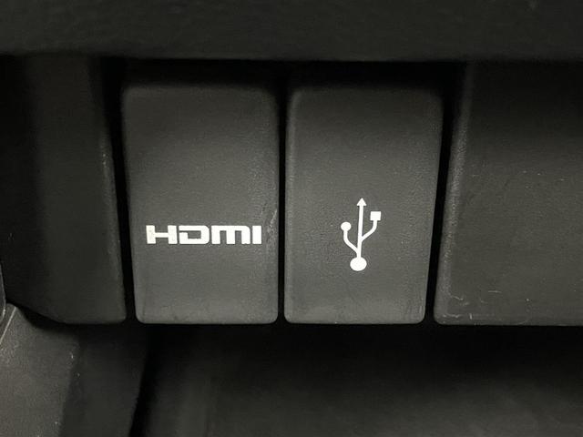 オデッセイハイブリッド ｅ：ＨＥＶアブソルート・ＥＸ　純正１０型ナビ　ＨＤＭＩ　全方位カメラ　純正後席モニター　ＡｐｐｌｅＣａｒＰｌａｙ　電動リアゲート　パーキングアシスト　ホンダセンシング　衝突軽減　レーダークルーズ　両側パワスラ　純正ドラレコ　ＥＴＣ（11枚目）