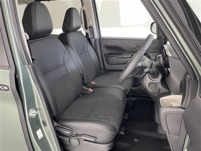 デリカミニ Ｔ　プレミアム　届出済未使用車　純正９型ＤＡ　カープレイ　マイパイロット　全方位カメラ　デジタルインナーミラー　ツートン　ハンズフリ両側パワスラ　ハーフレザー　シートヒーター　衝突軽減　追従クルコン　ＬＥＤ　禁煙車（20枚目）