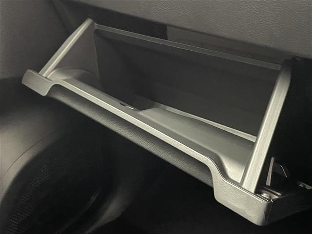 デリカミニ Ｔ　プレミアム　届出済未使用車　純正９型ＤＡ　カープレイ　マイパイロット　全方位カメラ　デジタルインナーミラー　ツートン　ハンズフリ両側パワスラ　ハーフレザー　シートヒーター　衝突軽減　追従クルコン　ＬＥＤ　禁煙車（31枚目）
