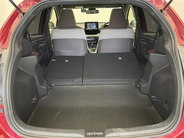 ヤリス ハイブリッドＺ　純正ディスプレイ／Ｂｌｕｅｔｏｏｔｈ／ミラキャスト対応／バックカメラ／シートヒーター／純正１６インチＡＷ／ＥＴＣ２．０／前後ドラレコ／セーフティセンス／衝突軽減／追従クルコン／ＬＥＤオートライト／禁煙（28枚目）