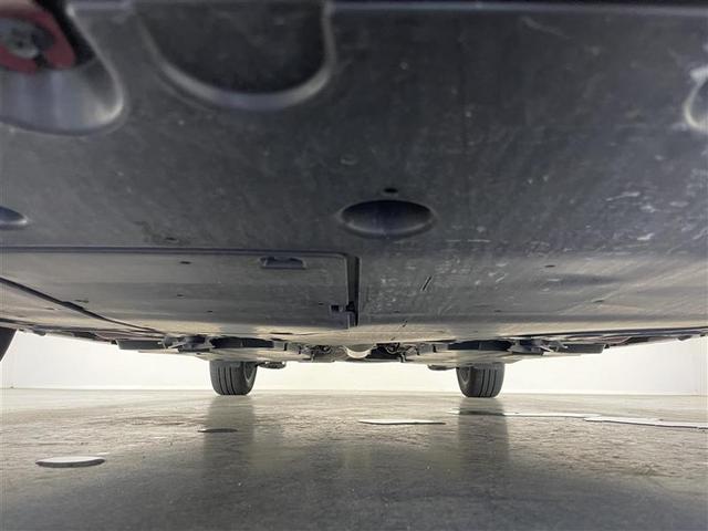 ヤリス ハイブリッドＺ　純正ディスプレイ／Ｂｌｕｅｔｏｏｔｈ／ミラキャスト対応／バックカメラ／シートヒーター／純正１６インチＡＷ／ＥＴＣ２．０／前後ドラレコ／セーフティセンス／衝突軽減／追従クルコン／ＬＥＤオートライト／禁煙（42枚目）