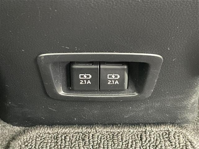 カローラツーリング ハイブリッド　ダブルバイビー　純９型ＤＡ　フルセグＴＶ　Ｂｌｕｅｔｏｏｔｈ　ＤＶＤ再生　バックカメラ　黒ハーフレザー　ＥＴＣ　前後ドラレコ　追従クルコン　オートハイビーム　ＢＳＭ　電子パーキング　衝突軽減　ＵＳＢ入力端子　禁煙車（33枚目）