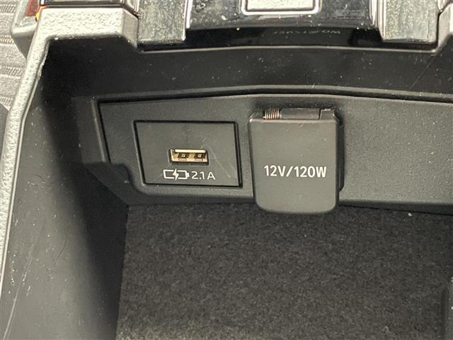 カローラツーリング ハイブリッド　ダブルバイビー　純９型ＤＡ　フルセグＴＶ　Ｂｌｕｅｔｏｏｔｈ　バックカメラ　トヨタセーフティセンス　衝突軽減　レーンキーフ゜　黒ハーフレザー　電子パーキング　純正ドラレコ　ＥＴＣ　ワイヤレス充電　スマートキー　禁煙車（30枚目）