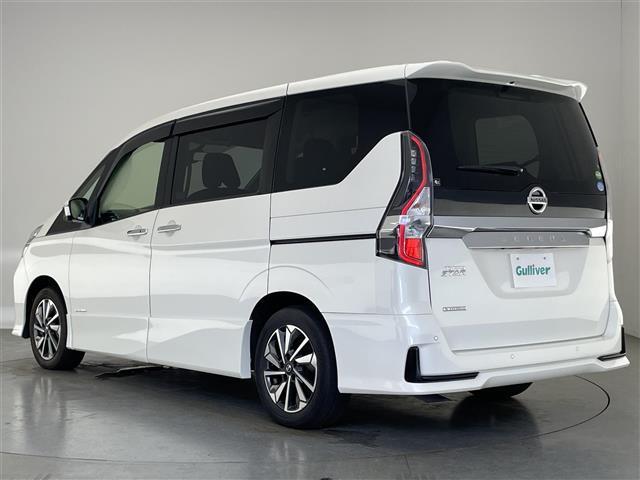 セレナ ハイウェイスターＶ　純正ナビ　後席モニター　禁煙車　全方位カメラ　セーフティパックＢ　プロパイロット　パーキングアシスト　ハンズフリー両側パワスラ　ＢＳＭ　電動パーキング　ＥＴＣ　コーナーセンサー　純正１６インチアルミ（19枚目）