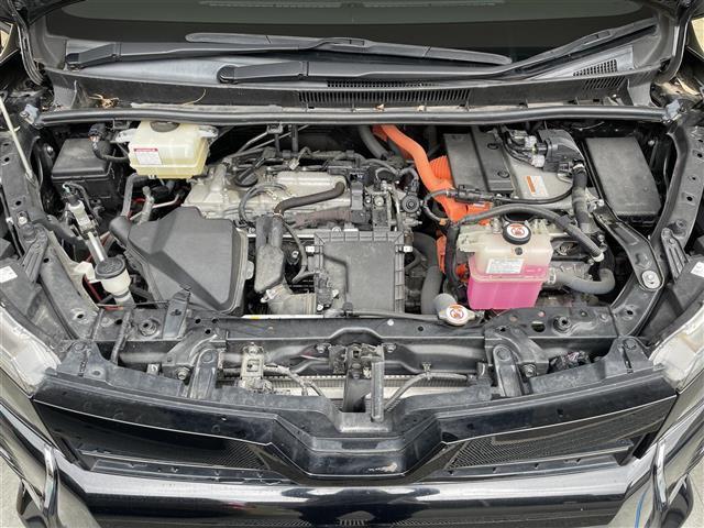 ヴォクシー ハイブリッドＺＳ　煌ＩＩ　純正１０型ナビ　純正１２型後席モニター　両側パワスラ　フルセグＴＶ　シートヒーター　バックカメラ　純正ドラレコ　ＥＴＣ　セーフティセンス　衝突軽減　レーンキープ　３眼ＬＥＤ　クルコン　プッシュスタート（26枚目）