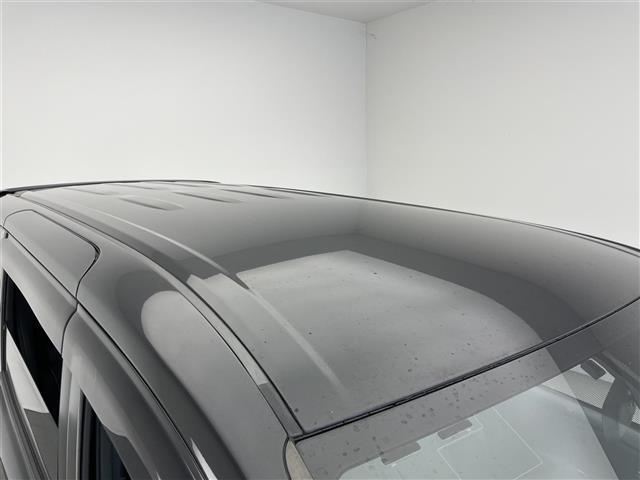 ヴォクシー ハイブリッドＺＳ　煌ＩＩ　純正１０型ナビ　純正１２型後席モニター　両側パワスラ　フルセグＴＶ　シートヒーター　バックカメラ　純正ドラレコ　ＥＴＣ　セーフティセンス　衝突軽減　レーンキープ　３眼ＬＥＤ　クルコン　プッシュスタート（37枚目）