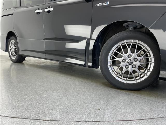 ヴォクシー ハイブリッドＺＳ　煌ＩＩ　純正１０型ナビ　純正１２型後席モニター　両側パワスラ　フルセグＴＶ　シートヒーター　バックカメラ　純正ドラレコ　ＥＴＣ　セーフティセンス　衝突軽減　レーンキープ　３眼ＬＥＤ　クルコン　プッシュスタート（38枚目）