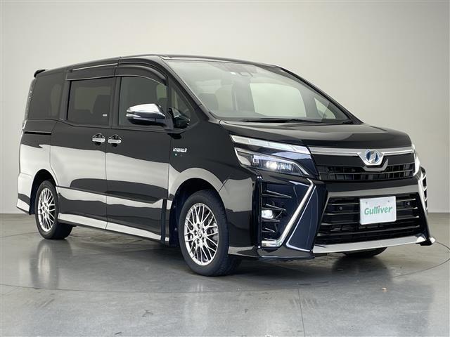 ヴォクシー ハイブリッドＺＳ　煌ＩＩ　純正１０型ナビ　純正１２型後席モニター　両側パワスラ　フルセグＴＶ　シートヒーター　バックカメラ　純正ドラレコ　ＥＴＣ　セーフティセンス　衝突軽減　レーンキープ　３眼ＬＥＤ　クルコン　プッシュスタート（43枚目）