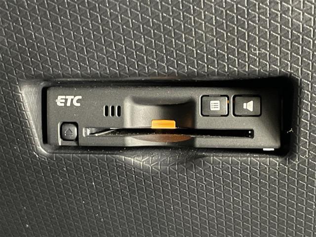 タント カスタムＲＳスタイルセレクション　純正９型ナビ　全方位カメラ　禁煙車　黒ハーフレザー　フルセグＴＶ　両側パワスラ　ＥＴＣ　ドラレコ　シートヒーター　スマートアシストＩＩＩ　衝突軽減　レーンキープ　オートハイビーム　ＤＶＤ再生　ターボ搭（14枚目）