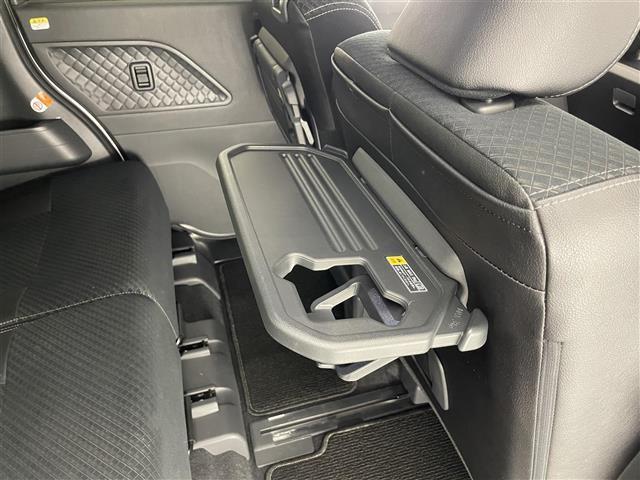タント カスタムＲＳスタイルセレクション　純正９型ナビ　全方位カメラ　禁煙車　黒ハーフレザー　フルセグＴＶ　両側パワスラ　ＥＴＣ　ドラレコ　シートヒーター　スマートアシストＩＩＩ　衝突軽減　レーンキープ　オートハイビーム　ＤＶＤ再生　ターボ搭（33枚目）