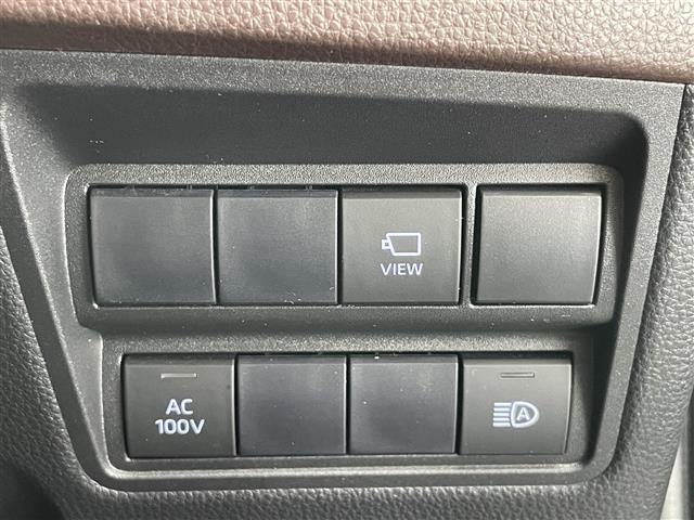 ヤリスクロス ハイブリッドＺ　純正８型ナビ　ＨＵＤ　全方位カメラ　ＢＳＭ　茶ハーフレザー　Ｂｌｕｅｔｏｏｔｈ　フルセグＴＶ　シートヒーター　ＥＴＣ２．０　セーフティセンス　衝突軽減　追従クルコン　オートハイビーム　ＡＣ１００Ｖ電源（33枚目）