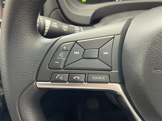 ノート ｅ－パワー　Ｘ　純正ナビ　全方位カメラ　スマートルームミラー　禁煙車　Ｂｌｕｅｔｏｏｔｈ　フルセグＴＶ　ＤＶＤ再生　ＥＴＣ　前後ドラレコ　衝突軽減　ＨＩＤオートライト　レーンキープ　純正フロアマット　プッシュスタート（14枚目）
