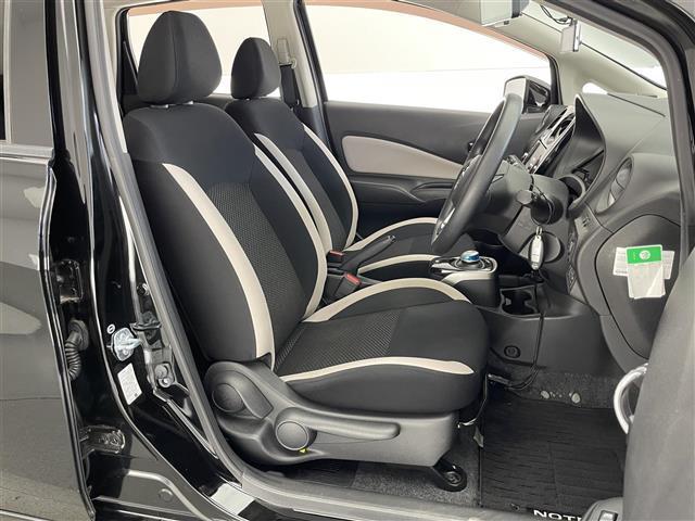 ノート ｅ－パワー　Ｘ　純正ナビ　全方位カメラ　スマートルームミラー　禁煙車　Ｂｌｕｅｔｏｏｔｈ　フルセグＴＶ　ＤＶＤ再生　ＥＴＣ　前後ドラレコ　衝突軽減　ＨＩＤオートライト　レーンキープ　純正フロアマット　プッシュスタート（21枚目）