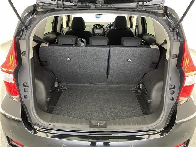 ノート ｅ－パワー　Ｘ　純正ナビ　全方位カメラ　スマートルームミラー　禁煙車　Ｂｌｕｅｔｏｏｔｈ　フルセグＴＶ　ＤＶＤ再生　ＥＴＣ　前後ドラレコ　衝突軽減　ＨＩＤオートライト　レーンキープ　純正フロアマット　プッシュスタート（23枚目）
