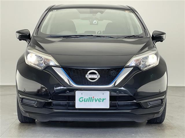ノート ｅ－パワー　Ｘ　純正ナビ　全方位カメラ　スマートルームミラー　禁煙車　Ｂｌｕｅｔｏｏｔｈ　フルセグＴＶ　ＤＶＤ再生　ＥＴＣ　前後ドラレコ　衝突軽減　ＨＩＤオートライト　レーンキープ　純正フロアマット　プッシュスタート（39枚目）