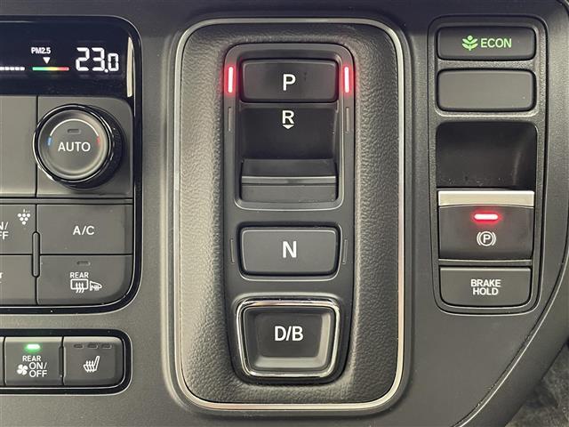 ステップワゴン ｅ：ＨＥＶスパーダ　プレミアムライン　純正１１．４型ナビ　純正後席モニター　ホンダセンシング　全方位カメラ　両側パワスラ　ＨＤＭＩ　パドルシフト　ＢＳＭ　シートヒーター　ＬＥＤオートライト　追従クルコン　フルセグ　ＥＴＣ　純正ドラレコ（33枚目）