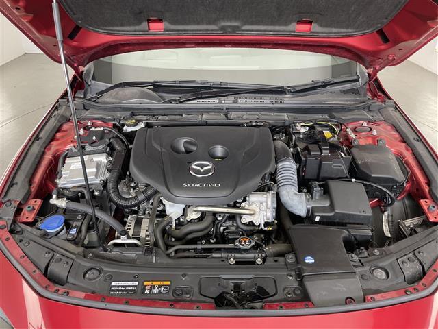 ＭＡＺＤＡ３ファストバック ＸＤ　Ｌパッケージ　純正８．８型ナビ　ＨＤＭＩ　黒革　全方位カメラ　禁煙車　ＢＳＭ　フルセグＴＶ　前後ドラレコ　ＥＴＣ　シートヒーター　衝突軽減　追従クルコン　社外アルミ付スタッドレス４本積込　ＬＥＤオートライト　フォグ（26枚目）