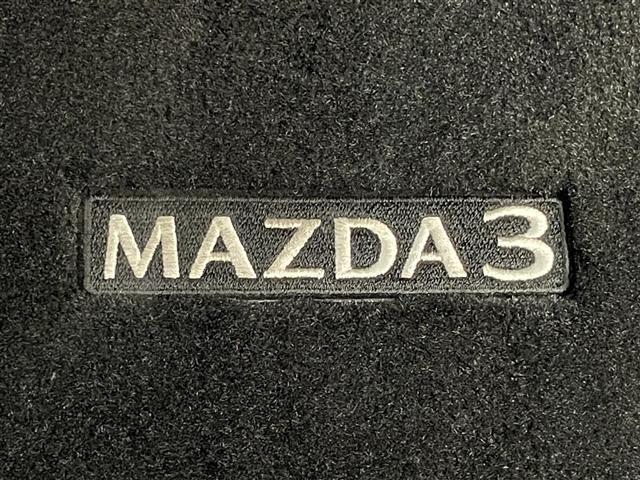 ＭＡＺＤＡ３ファストバック ＸＤ　Ｌパッケージ　純正８．８型ナビ　ＨＤＭＩ　黒革　全方位カメラ　禁煙車　ＢＳＭ　フルセグＴＶ　前後ドラレコ　ＥＴＣ　シートヒーター　衝突軽減　追従クルコン　社外アルミ付スタッドレス４本積込　ＬＥＤオートライト　フォグ（34枚目）