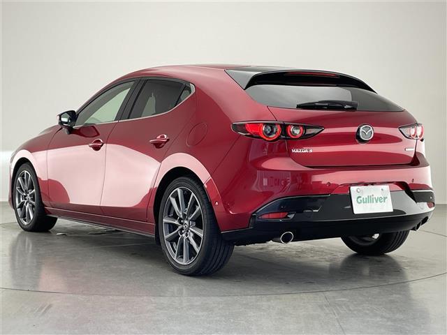 ＭＡＺＤＡ３ファストバック ＸＤ　Ｌパッケージ　純正８．８型ナビ　ＨＤＭＩ　黒革　全方位カメラ　禁煙車　ＢＳＭ　フルセグＴＶ　前後ドラレコ　ＥＴＣ　シートヒーター　衝突軽減　追従クルコン　社外アルミ付スタッドレス４本積込　ＬＥＤオートライト　フォグ（44枚目）