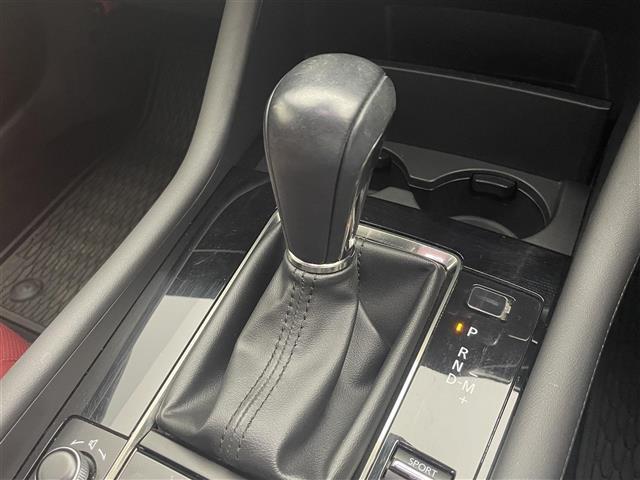 ＭＡＺＤＡ３ファストバック ２０Ｓバーガンディ　セレクション　純正８．８型ナビ　全方位カメラ　赤革　禁煙　パドルシフト　ＢＳＭ　ＨＵＤ　ＨＤＭＩ　追従クルコン　フルセグＴＶ　ＤＶＤ　ＥＴＣ　シートヒーター　パワーシート　純正アルミ　衝突軽減　ＬＥＤオートライト（29枚目）