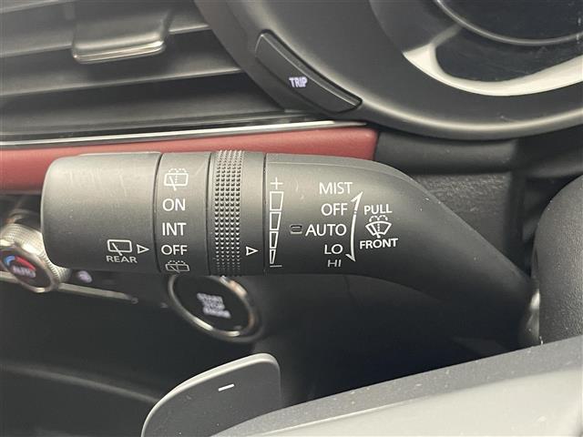 ＭＡＺＤＡ３ファストバック ２０Ｓバーガンディ　セレクション　純正８．８型ナビ　全方位カメラ　赤革　禁煙　パドルシフト　ＢＳＭ　ＨＵＤ　ＨＤＭＩ　追従クルコン　フルセグＴＶ　ＤＶＤ　ＥＴＣ　シートヒーター　パワーシート　純正アルミ　衝突軽減　ＬＥＤオートライト（33枚目）