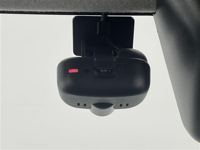 ムーヴキャンバス Ｇメイクアップリミテッド　ＳＡＩＩＩ　純正８型ナビ　全方位カメラ　禁煙　両側パワスラ　Ｂｌｕｅｔｏｏｔｈ　フルセグＴＶ　ＤＶＤ　ドラレコ　ＥＴＣ　スマートアシストＩＩＩ　衝突軽減　アイドリングストップ　オートハイビーム　ＬＥＤライト　フォ（12枚目）