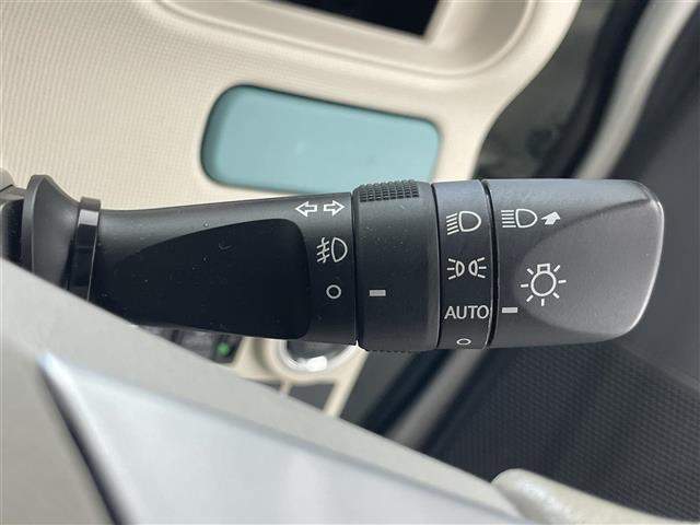 ムーヴキャンバス Ｇメイクアップリミテッド　ＳＡＩＩＩ　純正８型ナビ　全方位カメラ　禁煙　両側パワスラ　Ｂｌｕｅｔｏｏｔｈ　フルセグＴＶ　ＤＶＤ　ドラレコ　ＥＴＣ　スマートアシストＩＩＩ　衝突軽減　アイドリングストップ　オートハイビーム　ＬＥＤライト　フォ（31枚目）