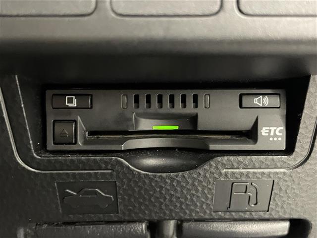 ルーミー カスタムＧ　Ｓ　純正ナビ　バックカメラ　禁煙　シートヒーター　両側パワスラ　フルセグ　ＤＶＤ　前後ドラレコ　ＥＴＣ　衝突軽減　クルコン　アイドリングストップ　ＬＥＤオートライト　フォグ　プッシュスタート　スマートキー（11枚目）