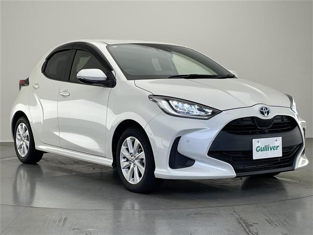 ヤリス ハイブリッドＧ　純正８型ＤＡナビ　アドバンストパーク　全方位カメラ　ＢＳＭ　前後ドラレコ　ＥＴＣ　セーフティセンス　衝突軽減　追従クルコン　ＬＥＤオートライト　純正ＡＷ　レーンキープ　プッシュスタート　スマートキー（43枚目）