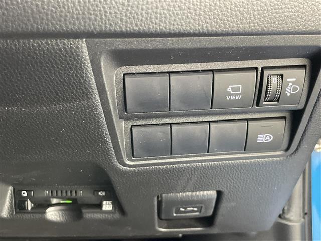 ヤリス ハイブリッドＺ　純正８型ＤＡナビ　フルセグＴＶ　全方位カメラ　禁煙　シートヒーター　ＥＴＣ　ドラレコ　セーフティセンス　衝突軽減　追従クルコン　コーナーセンサー　ＬＥＤオートライト　純正ＯＰ１６インチアルミ　ＵＳＢ（10枚目）