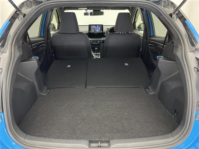 ヤリス ハイブリッドＺ　純正８型ＤＡナビ　フルセグＴＶ　全方位カメラ　禁煙　シートヒーター　ＥＴＣ　ドラレコ　セーフティセンス　衝突軽減　追従クルコン　コーナーセンサー　ＬＥＤオートライト　純正ＯＰ１６インチアルミ　ＵＳＢ（24枚目）