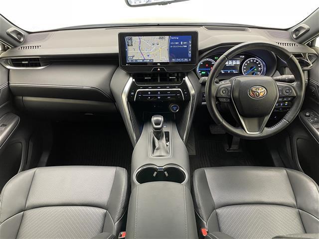 ハリアーハイブリッド Ｚ　レザーパッケージ　純正１２．３型ナビ　ＪＢＬ　調光パノラマルーフ　ＨＵＤ　デジイン　全方位カメラ　ＢＳＭ　黒革　ベンチレーション　シートヒーター　ＥＴＣ２．０　前後ドラレコ　セーフティセンス　衝突軽減　追従クルコン（4枚目）