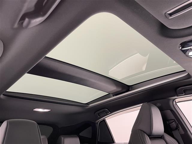 ハリアーハイブリッド Ｚ　レザーパッケージ　純正１２．３型ナビ　ＪＢＬ　調光パノラマルーフ　ＨＵＤ　デジイン　全方位カメラ　ＢＳＭ　黒革　ベンチレーション　シートヒーター　ＥＴＣ２．０　前後ドラレコ　セーフティセンス　衝突軽減　追従クルコン（7枚目）